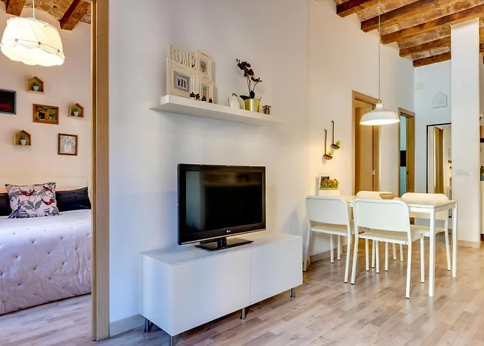 Charming & Convenient Near Plaza Espanya *