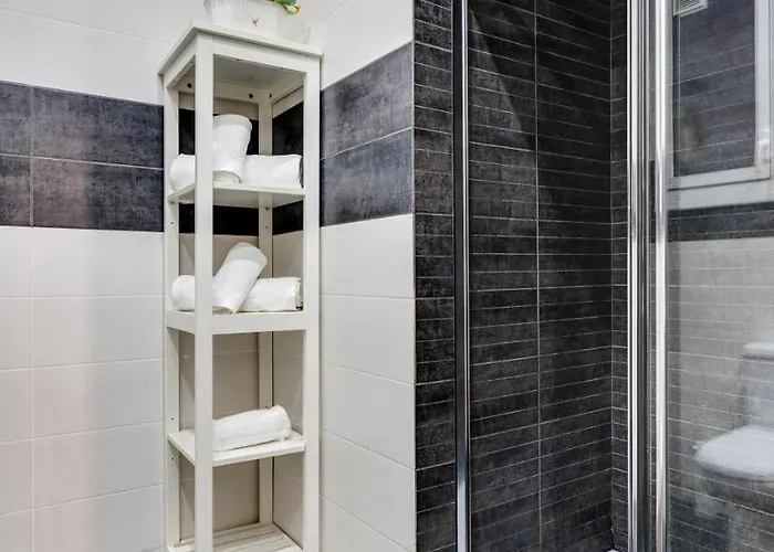 Charming & Convenient Near Plaza Espanya شقة *