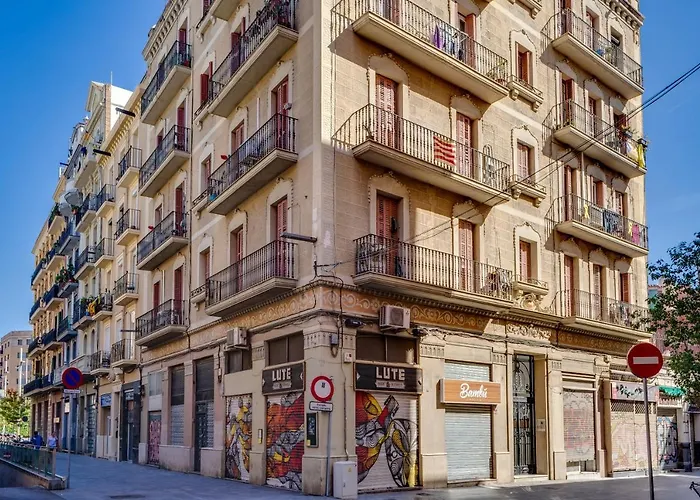 Charming & Convenient Near Plaza Espanya شقة